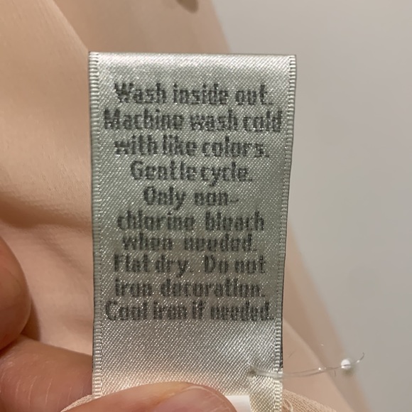 ⭐️3/$20⭐️ Lauren Conrad Sheer Beaded Blouse - Picture 4 of 5